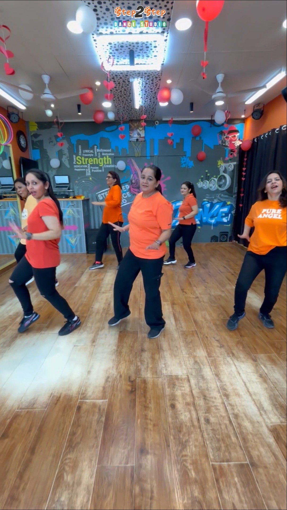 Aaye Haaye l Dance Video l Easy Steps l Step2Step Dance Classes Mohali #dance #yt #shorts